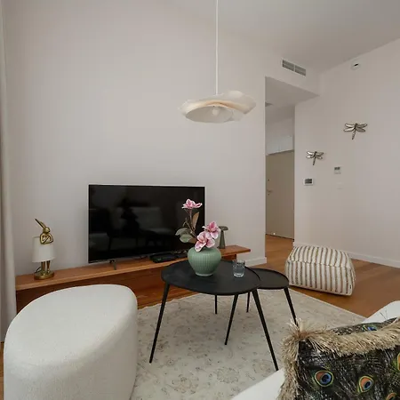Luxury With Parking And Air Conditioning Near The Market Square By Renters Prestige Apartman Wrocław